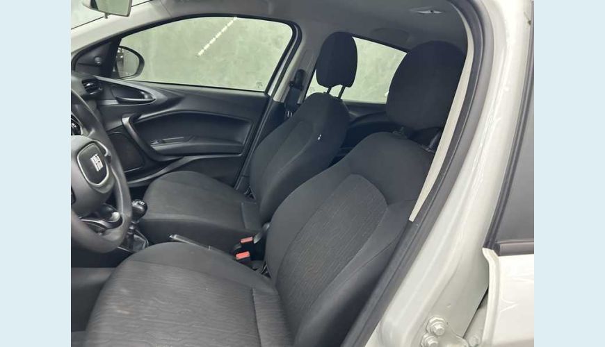 FIAT CRONOS DRIVE 1.3 FLEX MT - BRANCO - 2023 Foto 6 (Grande)