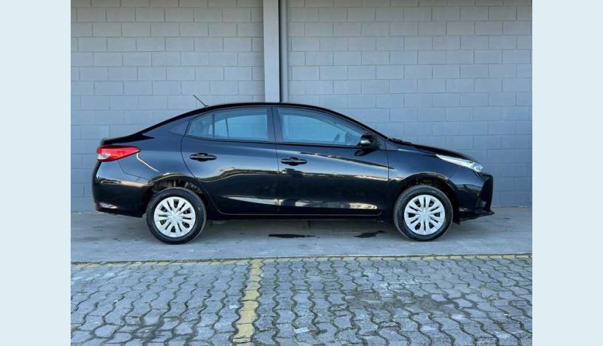 TOYOTA YARIS SEDAN XL 1.5 FLEX AUT. - PRETO - 2025 Foto 6 (Grande)