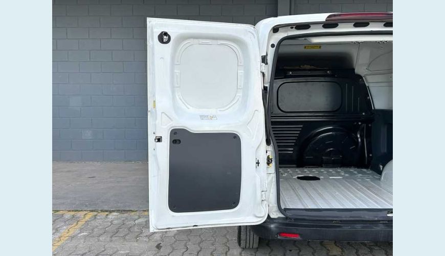 FIAT FIORINO 1.4 ENDURANCE FLEX - BRANCO - 2025 Foto 6 (Grande)