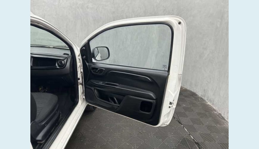 FIAT FIORINO 1.4 ENDURANCE FLEX - BRANCO - 2023 Foto 6 (Grande)