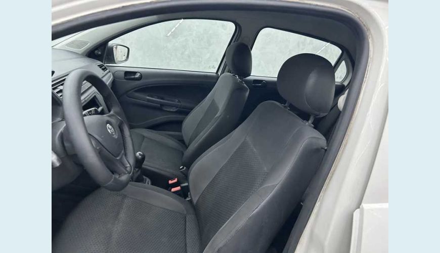 VOLKSWAGEN GOL 1.0 12V FLEX - BRANCO - 2023 Foto 6 (Grande)