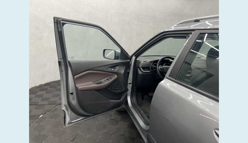 CHEVROLET MONTANA LTZ 1.2 TURBO (AUT.) - PRATA - 2025 Foto 6 (Grande)