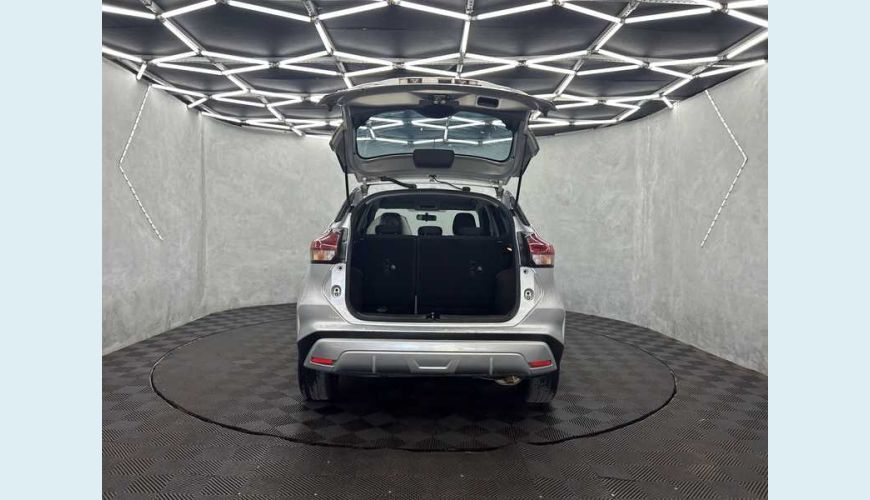 NISSAN KICKS ACTIVE 1.6 FLEX - PRATA - 2024 Foto 6 (Grande)