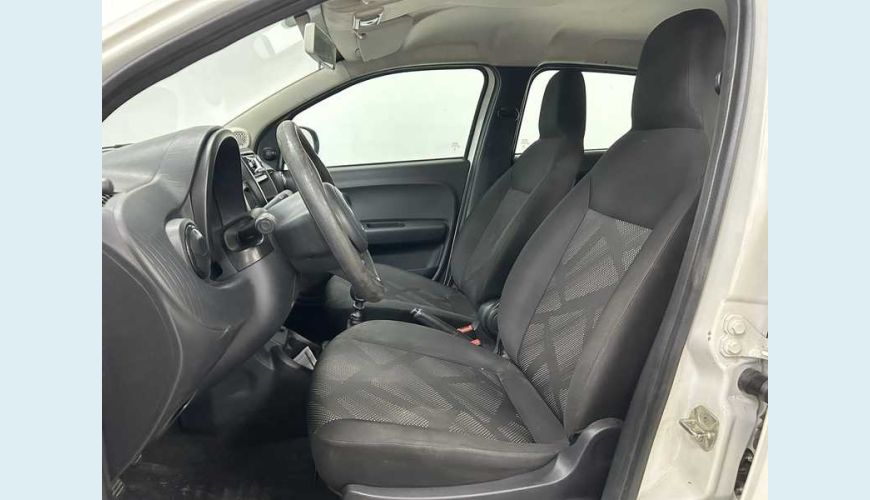 FIAT MOBI LIKE 1.0 FLEX - BRANCO - 2023 Foto 6 (Grande)
