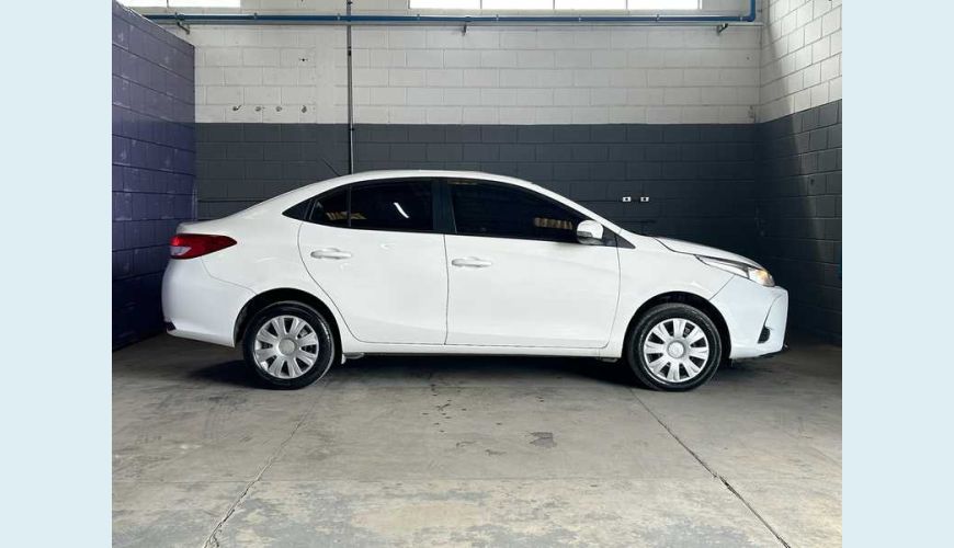 TOYOTA YARIS SEDAN XL 1.5 FLEX 16V 4P AUT. - BRANCO - 2023 Foto 6 (Grande)