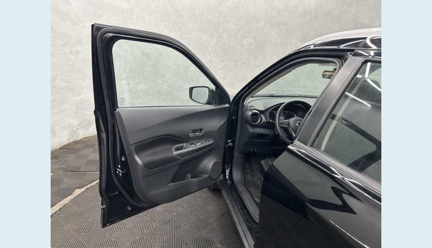 NISSAN KICKS SENSE 1.6 FLEX AUT. - PRETO - 2022 Foto 6 (Grande)