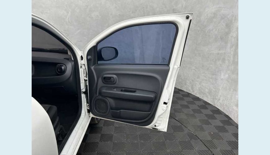 FIAT MOBI LIKE 1.0 FLEX - BRANCO - 2022 Foto 6 (Grande)