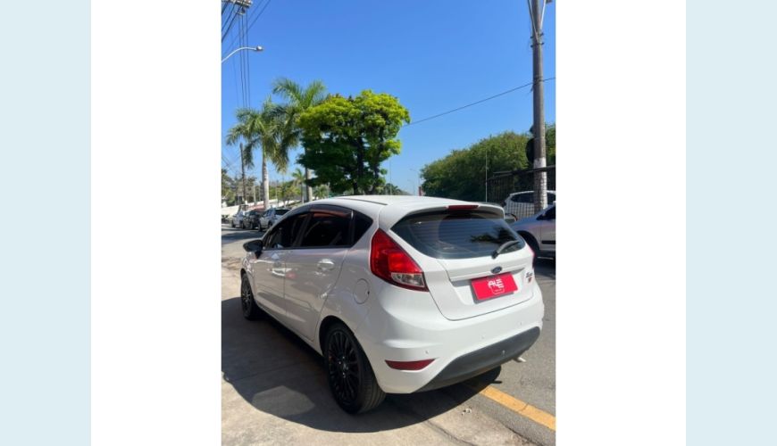 FORD FIESTA FLEX MANUAL 4P - BRANCO - 2017 Foto 6 (Grande)