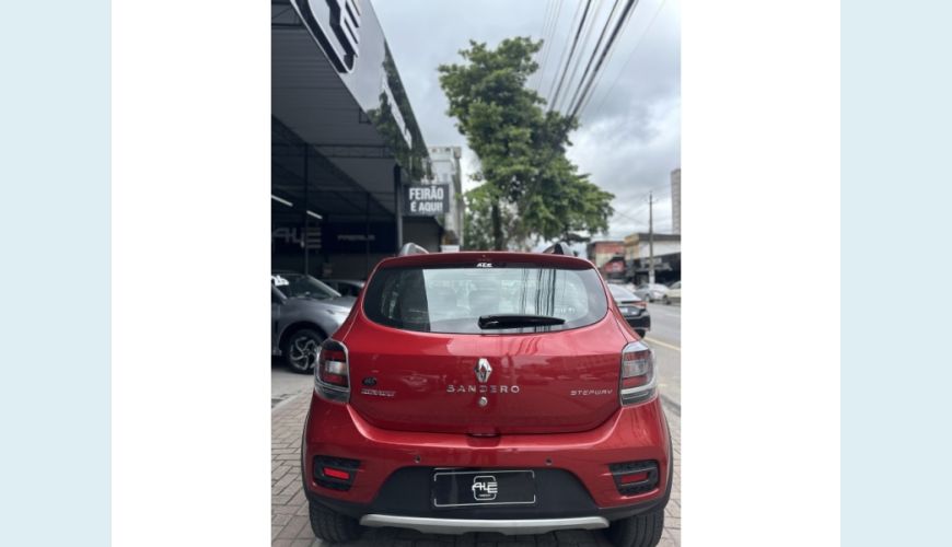 RENAULT SANDERO - VERMELHO - 2017 Foto 6 (Grande)