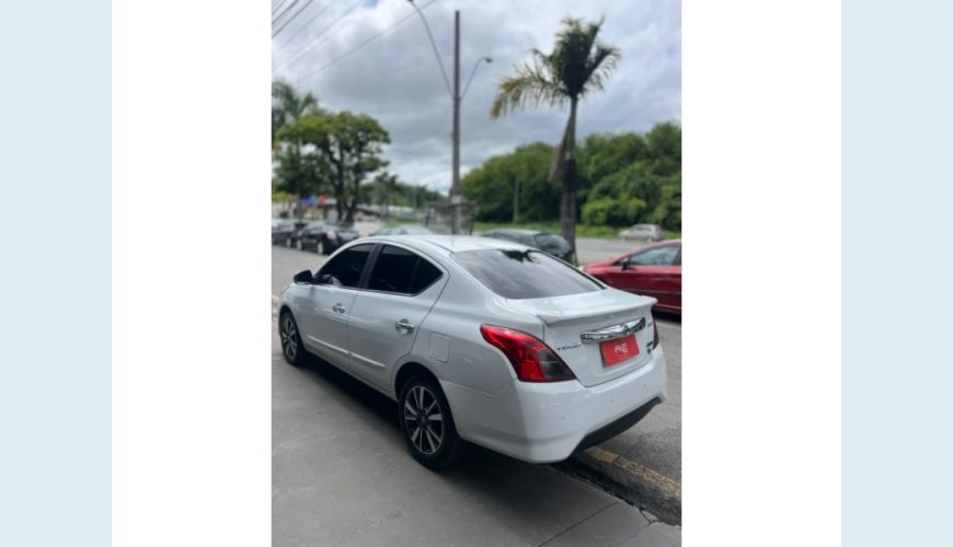 NISSAN VERSA - BRANCO - 2018 Foto 6 (Grande)