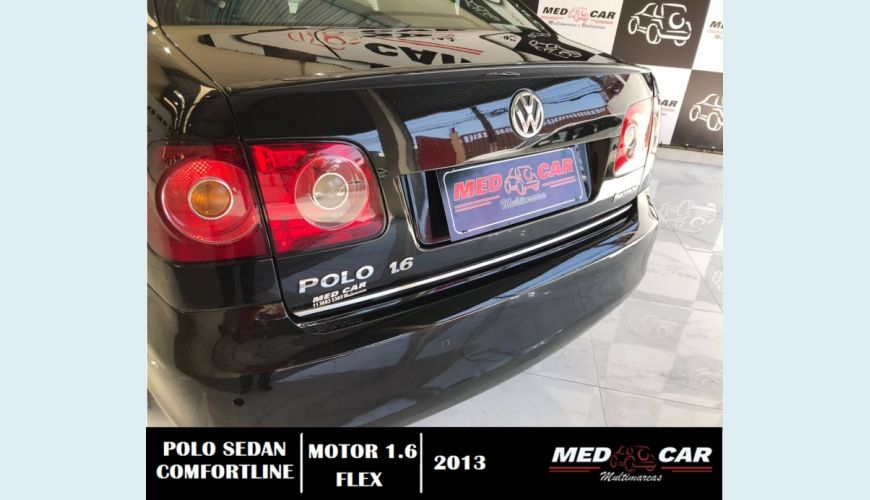 VOLKSWAGEN POLO SEDAN 1.6 MI COMFORTLINE 8V FLEX 4P AUT. - PRETO - 2013 Foto 7 (Grande)