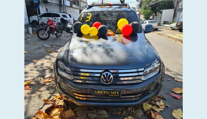 VOLKSWAGEN AMAROK 2.0 TRENDLINE 4X4 CD 16V TURBO INTERCOOLER DIESEL 4P AUT. - CINZA - 2013 Foto 7 (Grande)