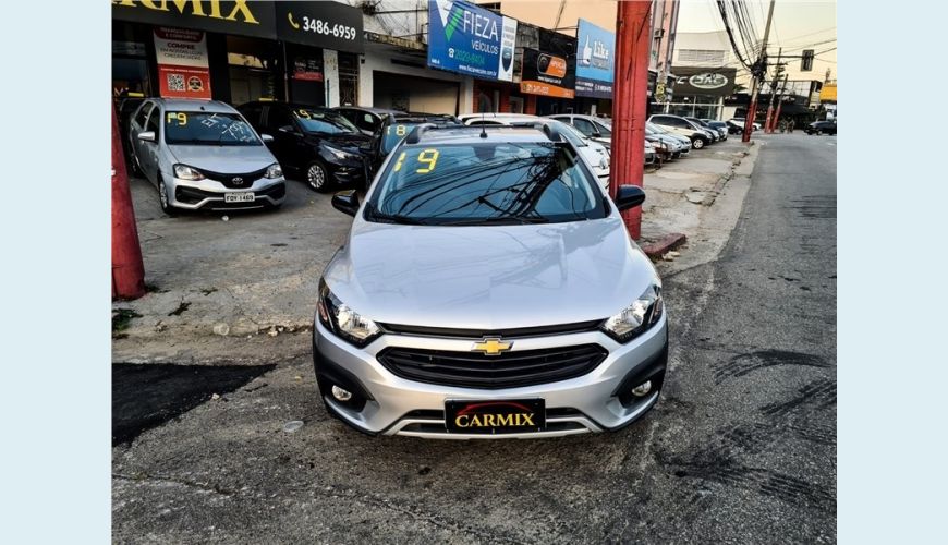 CHEVROLET ONIX 1.4 MPFI ACTIV 8V FLEX 4P MANUAL - PRATA - 2019 Foto 7 (Grande)