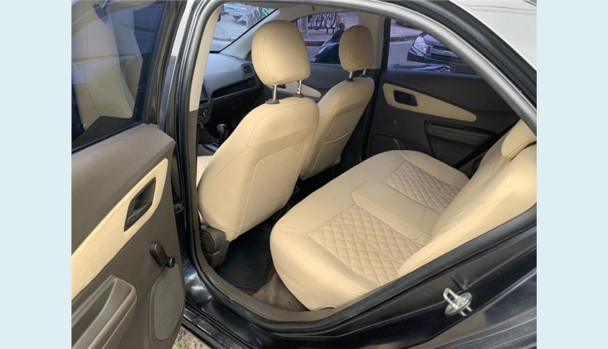 CHEVROLET COBALT 1.8 MPFI LT 8V FLEX 4P MANUAL - PRETO - 2015 Foto 7 (Grande)