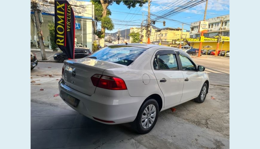VOLKSWAGEN VOYAGE 1.6 MSI TOTALFLEX 4P MANUAL - BRANCO - 2019 Foto 7 (Grande)