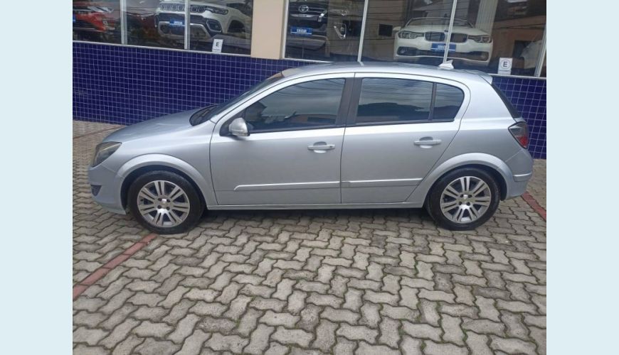 CHEVROLET VECTRA 2.0 MPFI GT HATCH 8V FLEX 4P MANUAL - PRATA - 2009 Foto 7 (Grande)