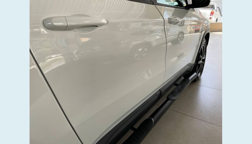 FIAT TORO 2.0 16V TURBO DIESEL ULTRA 4WD AT9 - BRANCO - 2021 Foto 7 (Grande)
