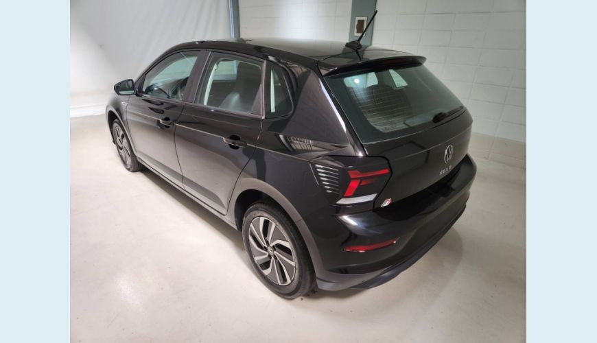 VOLKSWAGEN POLO 1.0 170 TSI HIGHLINE AUT. - PRETO - 2023 Foto 7 (Grande)