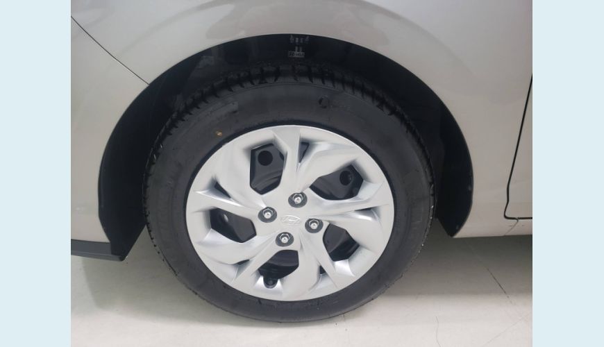 HYUNDAI HB 20 1.0 12V FLEX COMFORT MANUAL - PRATA - 2023 Foto 7 (Grande)