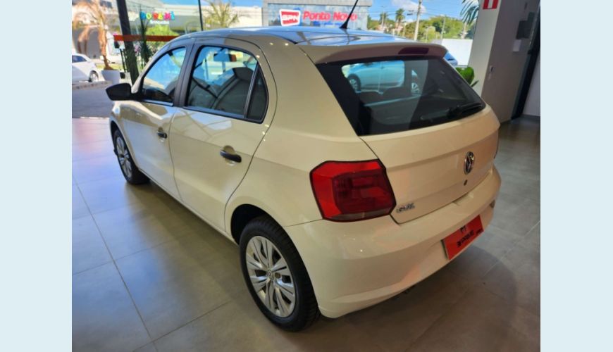 VOLKSWAGEN GOL 1.6 MSI TOTALFLEX 4P MANUAL - BRANCO - 2022 Foto 7 (Grande)