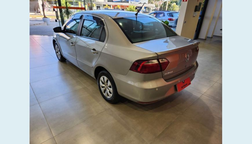 VOLKSWAGEN VOYAGE 1.0 MI COMFORTLINE 8V FLEX 4P MANUAL - PRATA - 2015 Foto 7 (Grande)