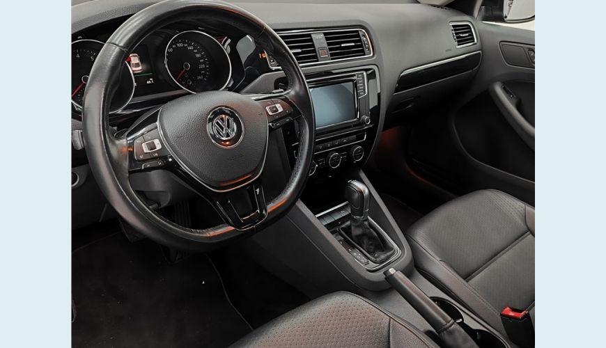 VOLKSWAGEN JETTA 2.0 TSI HIGHLINE 211CV 4P TIPTRONIC - PRETO - 2016 Foto 7 (Grande)