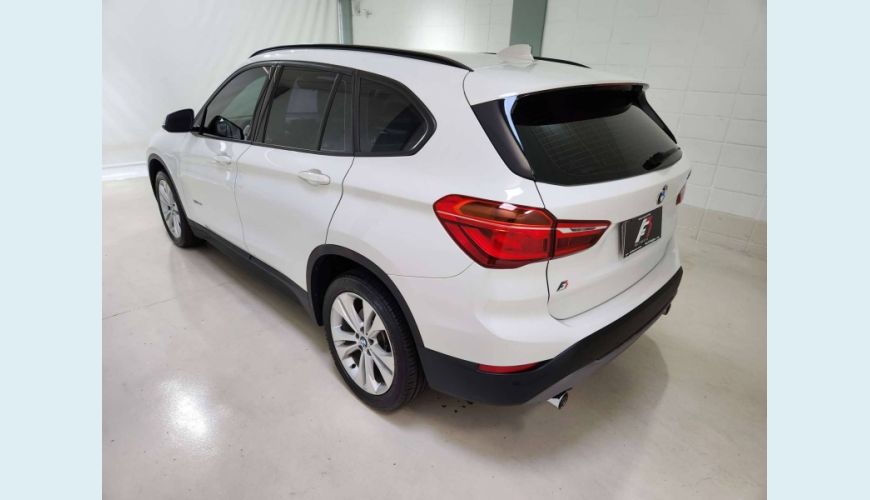 BMW X1 2.0 16V TURBO ACTIVEFLEX SDRIVE20I 4P AUT. - BRANCO - 2016 Foto 7 (Grande)