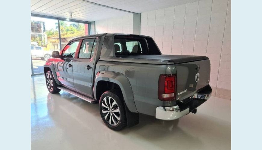 VOLKSWAGEN AMAROK 3.0 V6 TDI DIESEL HIGHLINE EXTREME CD 4MOTION AUT. - BRANCO - 2023 Foto 7 (Grande)