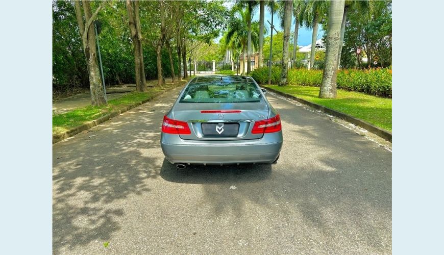 MERCEDES-BENZ E 250 1.8 CGI COUPÉ 16V 2P AUT. - N/D - 2011 Foto 7 (Grande)