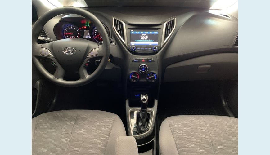 HYUNDAI HB 20S 1.6 COMFORT PLUS 16V FLEX 4P AUT. - PRATA - 2019 Foto 7 (Grande)