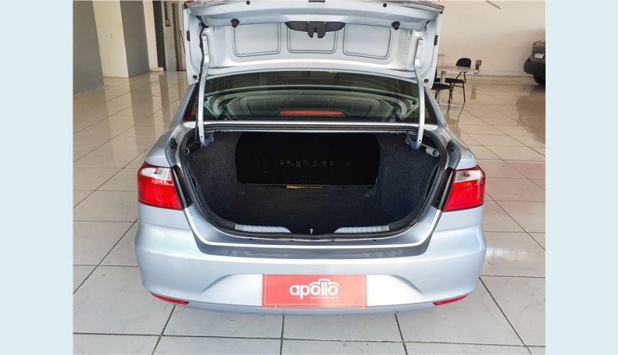 VOLKSWAGEN VOYAGE 1.6 MSI TOTALFLEX TRENDLINE 4P MANUAL - PRATA - 2018 Foto 7 (Grande)