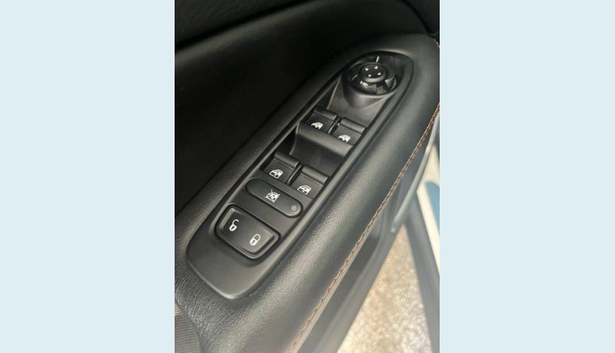 JEEP COMPASS 2.0 16V DIESEL LIMITED 4X4 AUT. - BRANCO - 2021 Foto 7 (Grande)