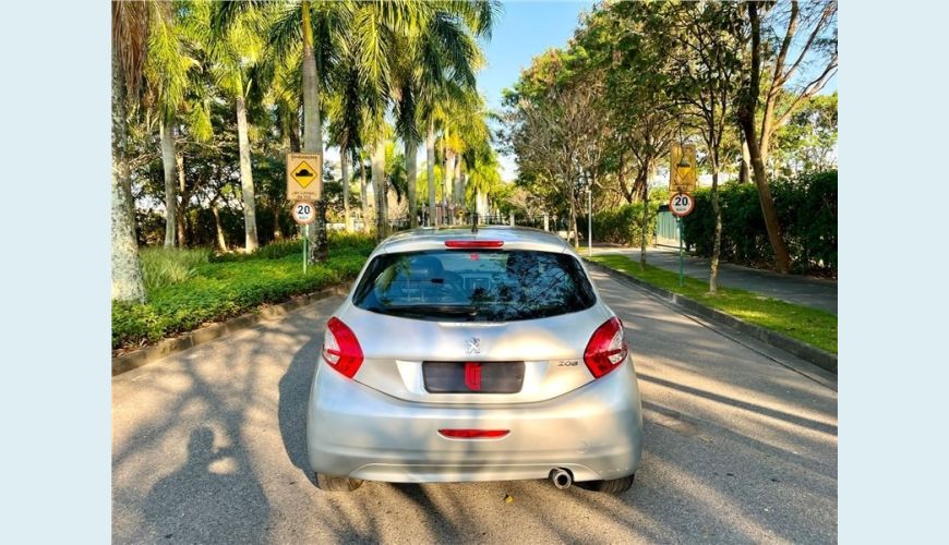 PEUGEOT 208 1.5 ACTIVE 8V FLEX 4P MANUAL - N/D - 2014 Foto 7 (Grande)