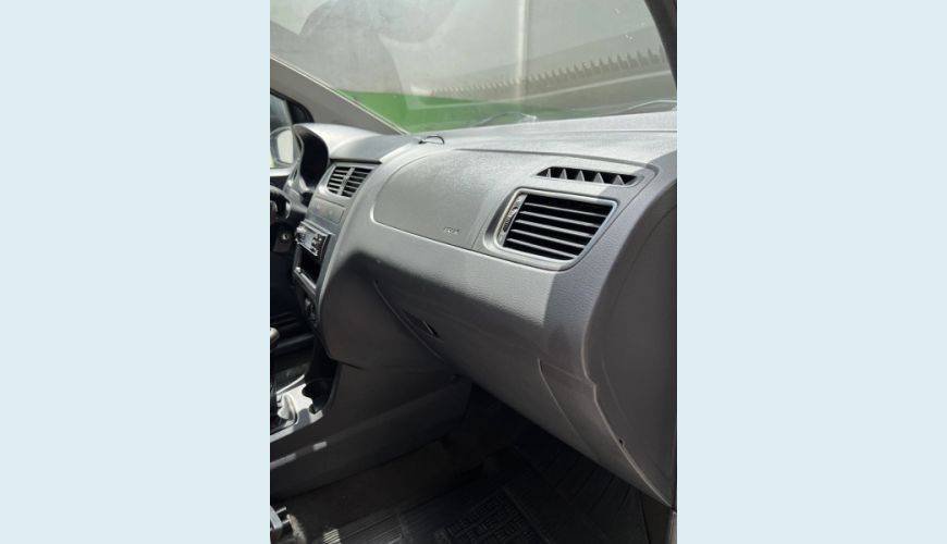 VOLKSWAGEN CROSSFOX 1.6 MI FLEX 8V 4P MANUAL - BRANCO - 2012 Foto 7 (Grande)