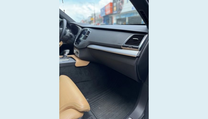 VOLVO XC90 2.0 D5 DIESEL MOMENTUM AWD GEARTRONIC - CINZA - 2019 Foto 7 (Grande)