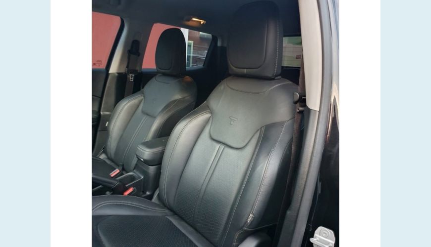 FIAT TORO 2.0 16V TURBO DIESEL VOLCANO 4WD AT9 - PRETO - 2022 Foto 7 (Grande)