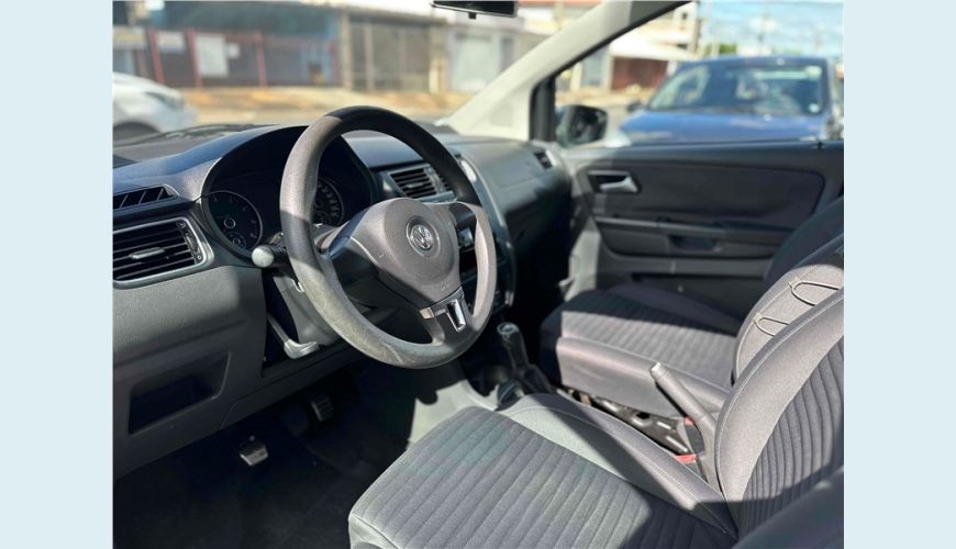 VOLKSWAGEN CROSSFOX 1.6 MI 8V FLEX 4P MANUAL - N/D - 2011 Foto 7 (Grande)