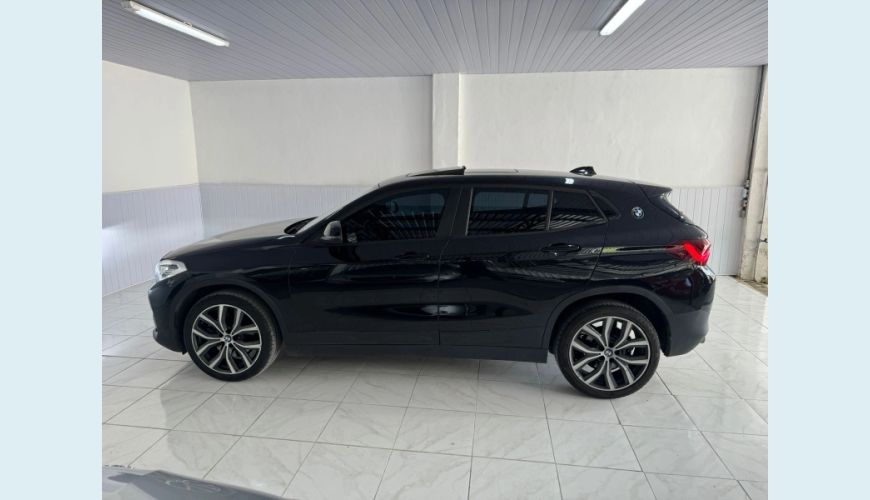 BMW X2 2.0 16V TURBO ACTIVEFLEX SDRIVE20I GP STEPTRONIC - PRETO - 2021 Foto 7 (Grande)