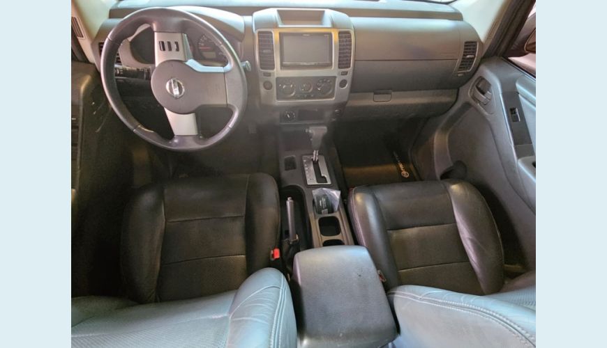 NISSAN FRONTIER 2.5 LE 4X4 CD TURBO ELETRONIC DIESEL 4P AUT. - N/D - 2012 Foto 7 (Grande)