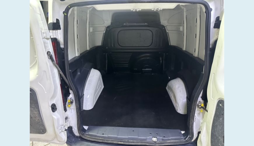 FIAT FIORINO 1.4 MPI FURGÃO ENDURANCE 8V FLEX 2P MANUAL - N/D - 2023 Foto 7 (Grande)
