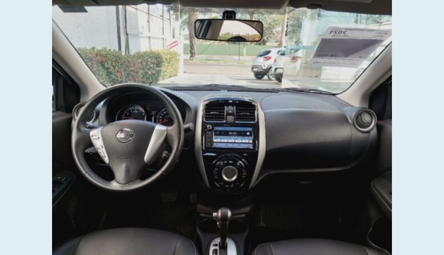 NISSAN VERSA 1.6 16V FLEXSTART V-DRIVE PREMIUM XTRONIC - BRANCO - 2021 Foto 7 (Grande)