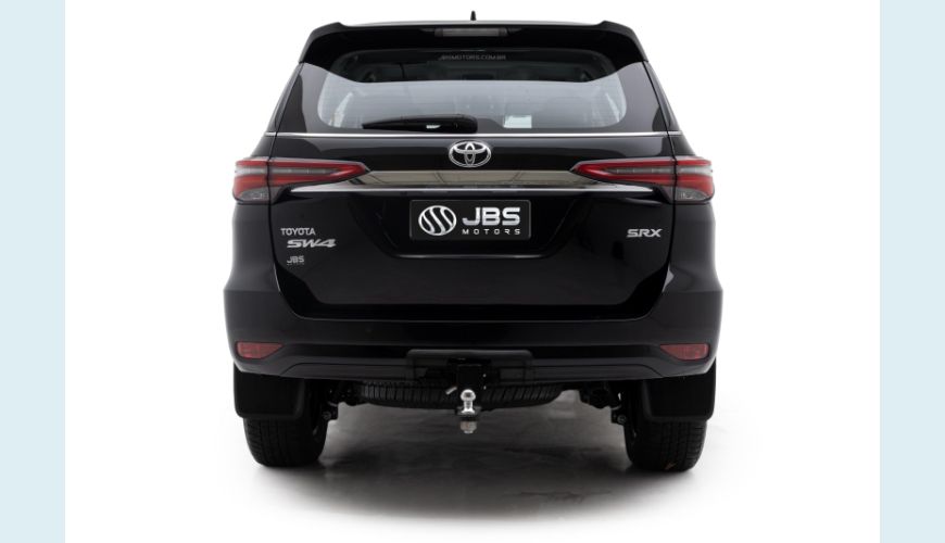 TOYOTA HILUX SW4 2.8 D-4D TURBO DIESEL SRX 4X4 AUT. - PRETO - 2022 Foto 7 (Grande)