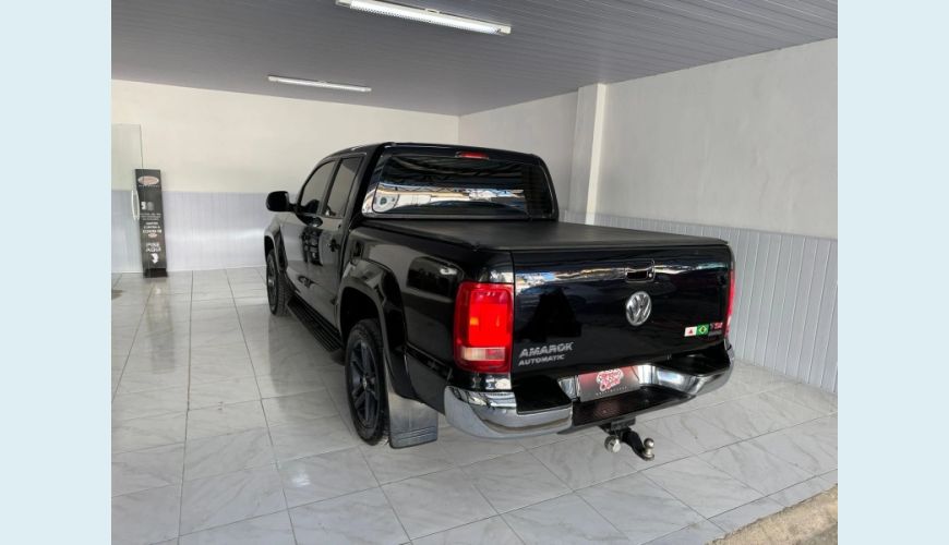 VOLKSWAGEN AMAROK 2.0 HIGHLINE 4X4 CD 16V TURBO INTERCOOLER DIESEL 4P AUT. - PRETO - 2015 Foto 7 (Grande)