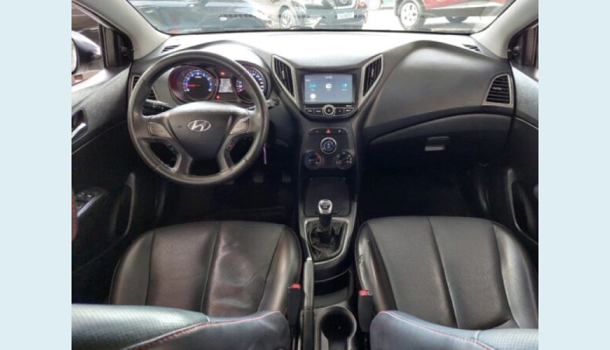HYUNDAI HB 20 1.6 COMFORT PLUS 16V FLEX 4P MANUAL - BRANCO - 2015 Foto 7 (Grande)