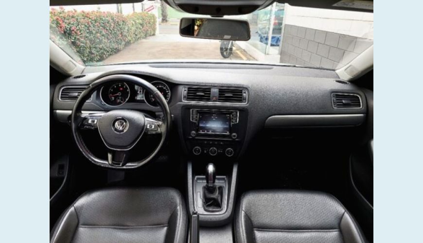 VOLKSWAGEN JETTA 1.4 16V TSI COMFORTLINE 4P TIPTRONIC - BRANCO - 2017 Foto 7 (Grande)