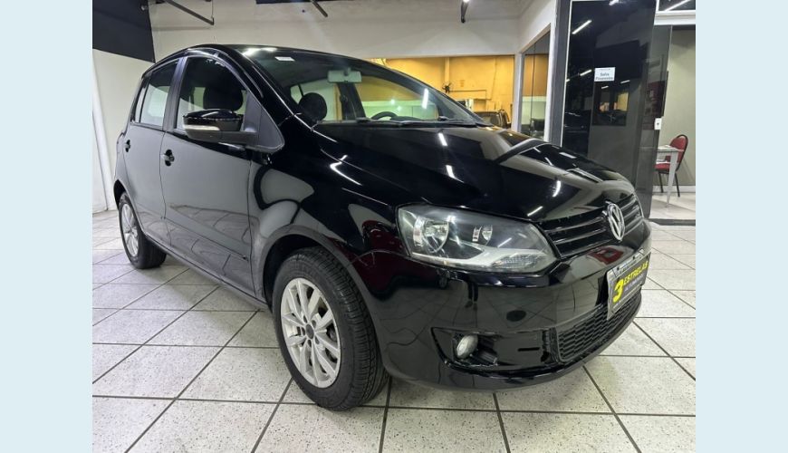 VOLKSWAGEN FOX 1.0 MI 8V FLEX 4P MANUAL - N/D - 2014 Foto 7 (Grande)