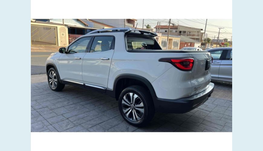 FIAT TORO 1.3 TURBO 270 FLEX VOLCANO AT6 - N/D - 2022 Foto 7 (Grande)