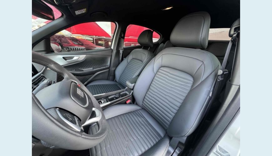 FIAT FASTBACK 1.3 TURBO 270 FLEX LIMITED EDITION AT6 - BRANCO - 2024 Foto 7 (Grande)