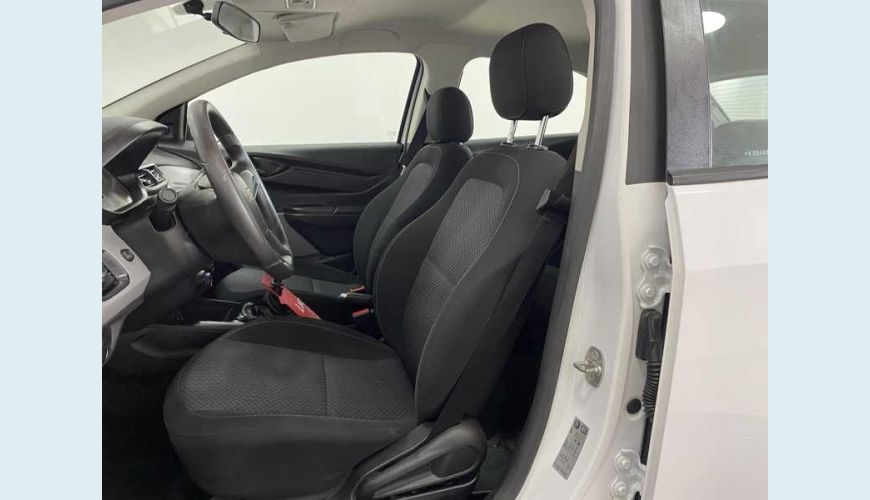CHEVROLET ONIX 1.0 JOY SPE/4 - BRANCO - 2019 Foto 7 (Grande)
