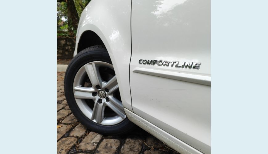 VOLKSWAGEN FOX COMFORTLINE 1.6 MSI - BRANCO - 2016 Foto 7 (Grande)